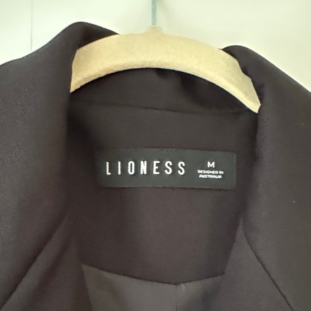 Lioness Captains Blazer - Picture 2 of 6